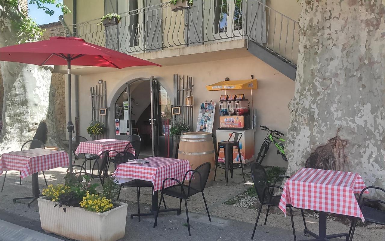Une Chambre En Luberon Puyvert Exteriör bild